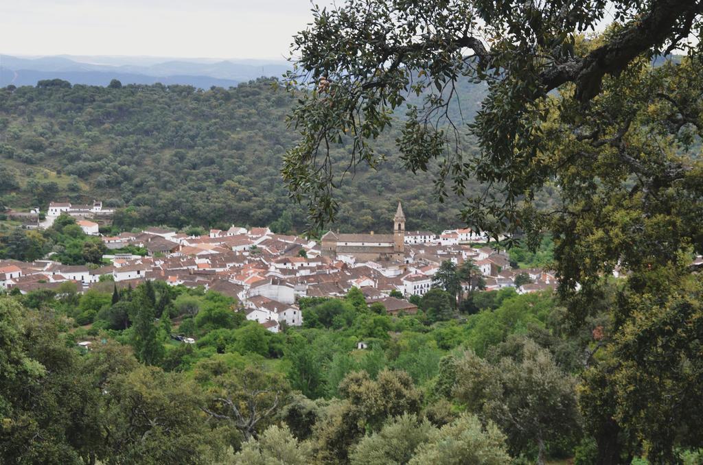 Casona Del Duende ξενώνας Alájar Εξωτερικό φωτογραφία
